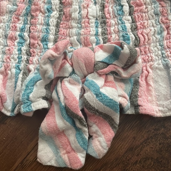 Only worn once - Picture 2 of 4